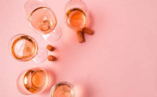 Vinho rosé: saiba tudo sobre a bebida