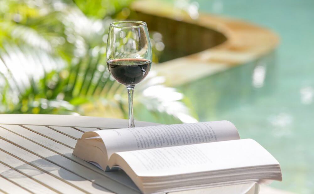 Livros sobre vinho: dicas essenciais para os fãs da bebida